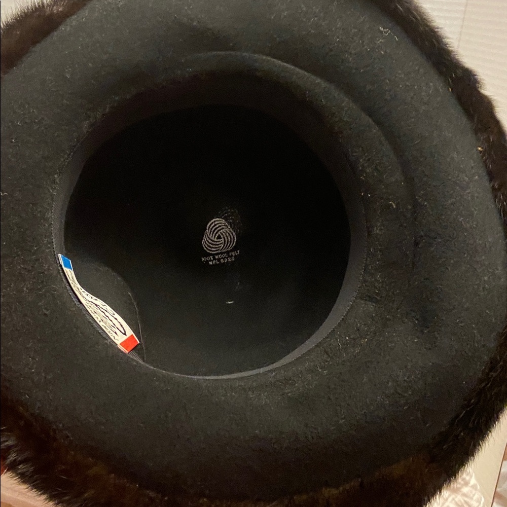 Mr. John Jr. Classic Vintage New York and Paris Fur Trim Wool Wide Brim Hat. - Picture 5 of 5